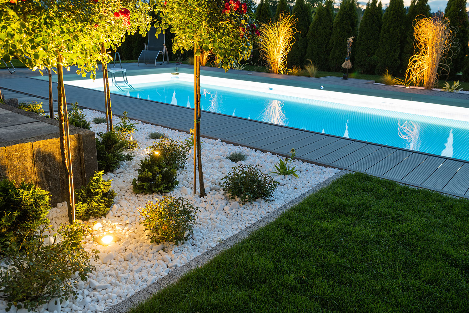 Com'erano illuminate le piscine in passato e come sono illuminate oggi?